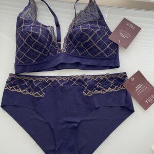 True & Co Madison Lace Bralette and Hipster Panties Size Large in Navy